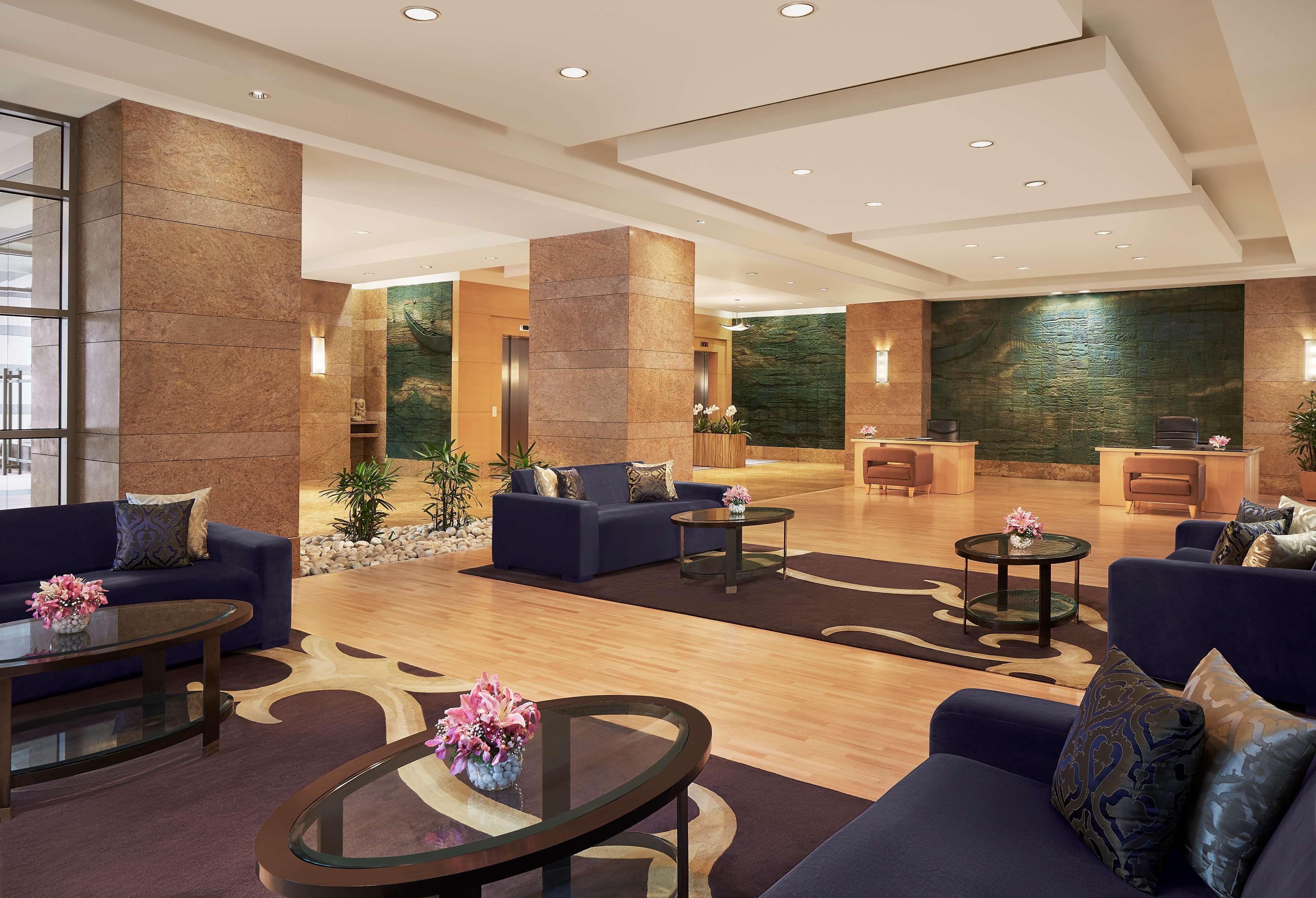 Grand Hyatt Mumbai Hotel And Residences מראה חיצוני תמונה Lobby