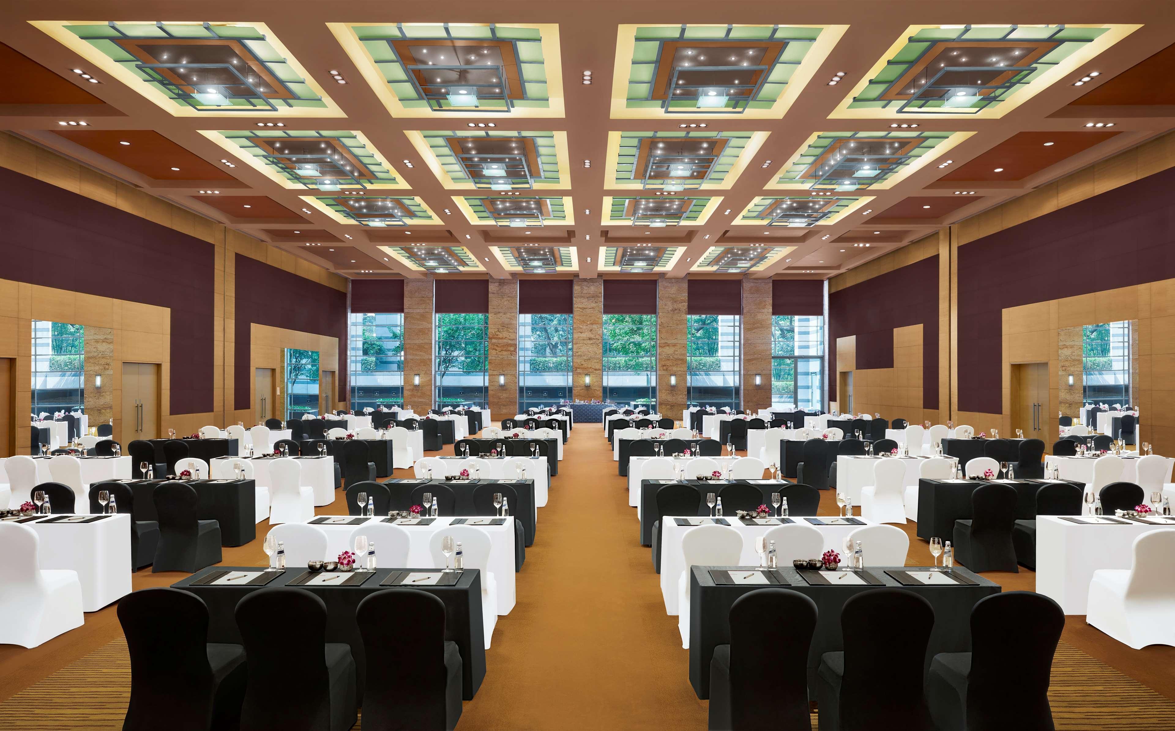 Grand Hyatt Mumbai Hotel And Residences מראה חיצוני תמונה The Grand Ballroom