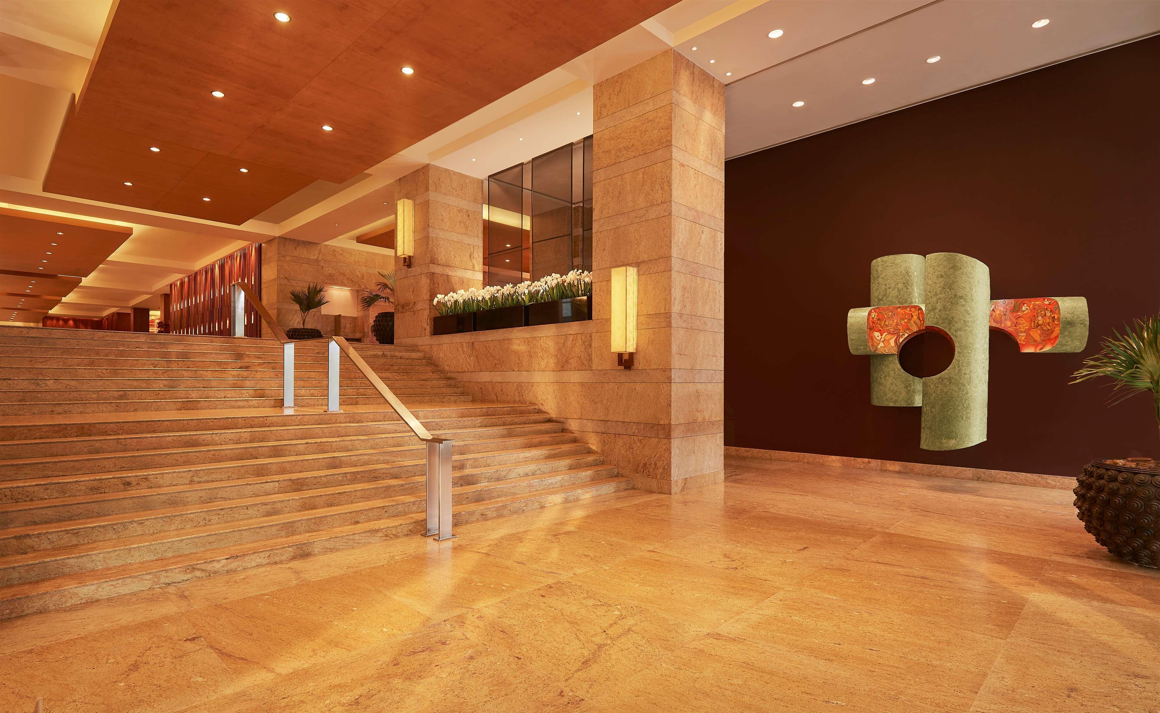 Grand Hyatt Mumbai Hotel And Residences מראה חיצוני תמונה Lobby
