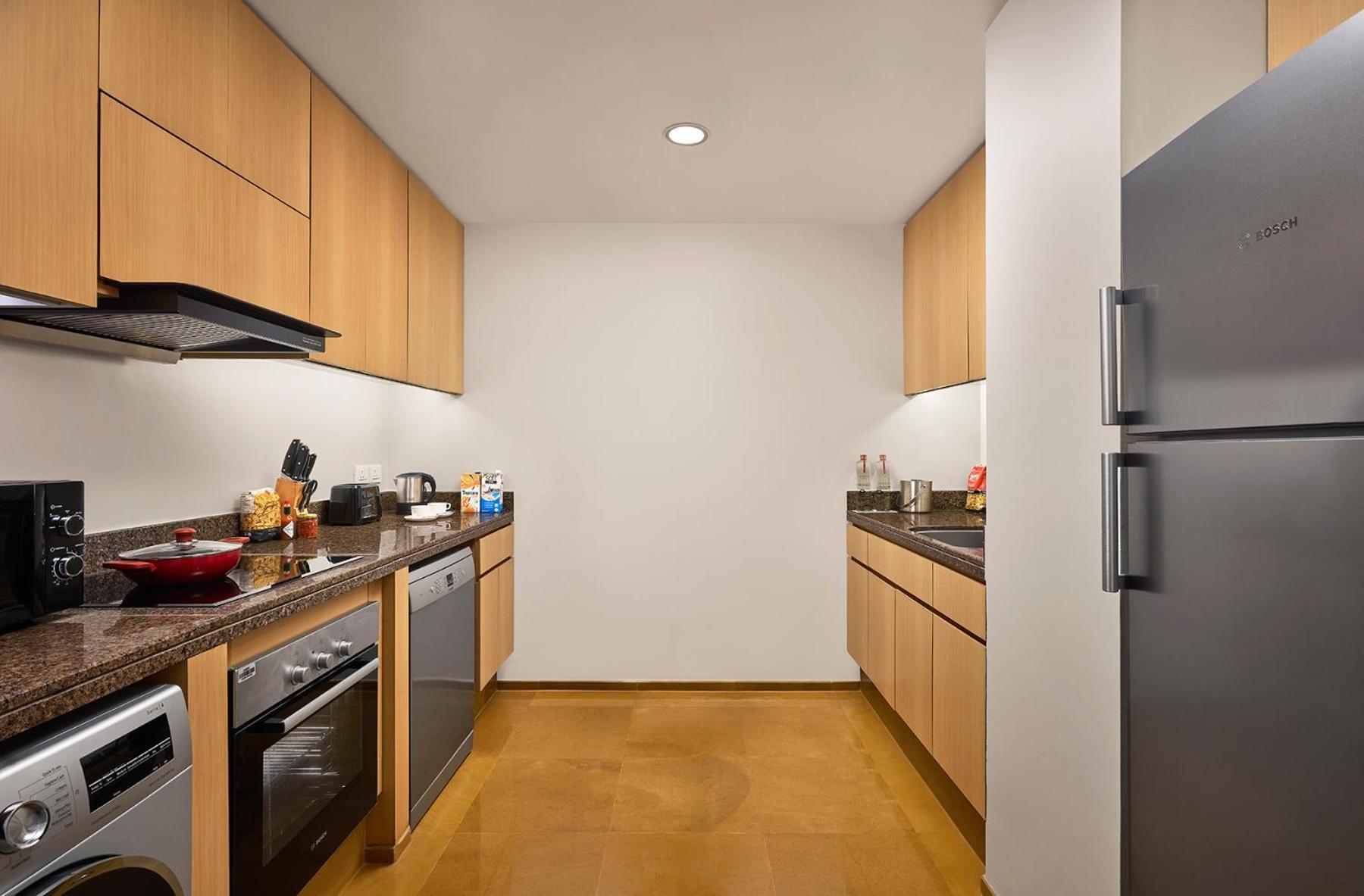 Grand Hyatt Mumbai Hotel And Residences מראה חיצוני תמונה A typical kitchen in a residential apartment